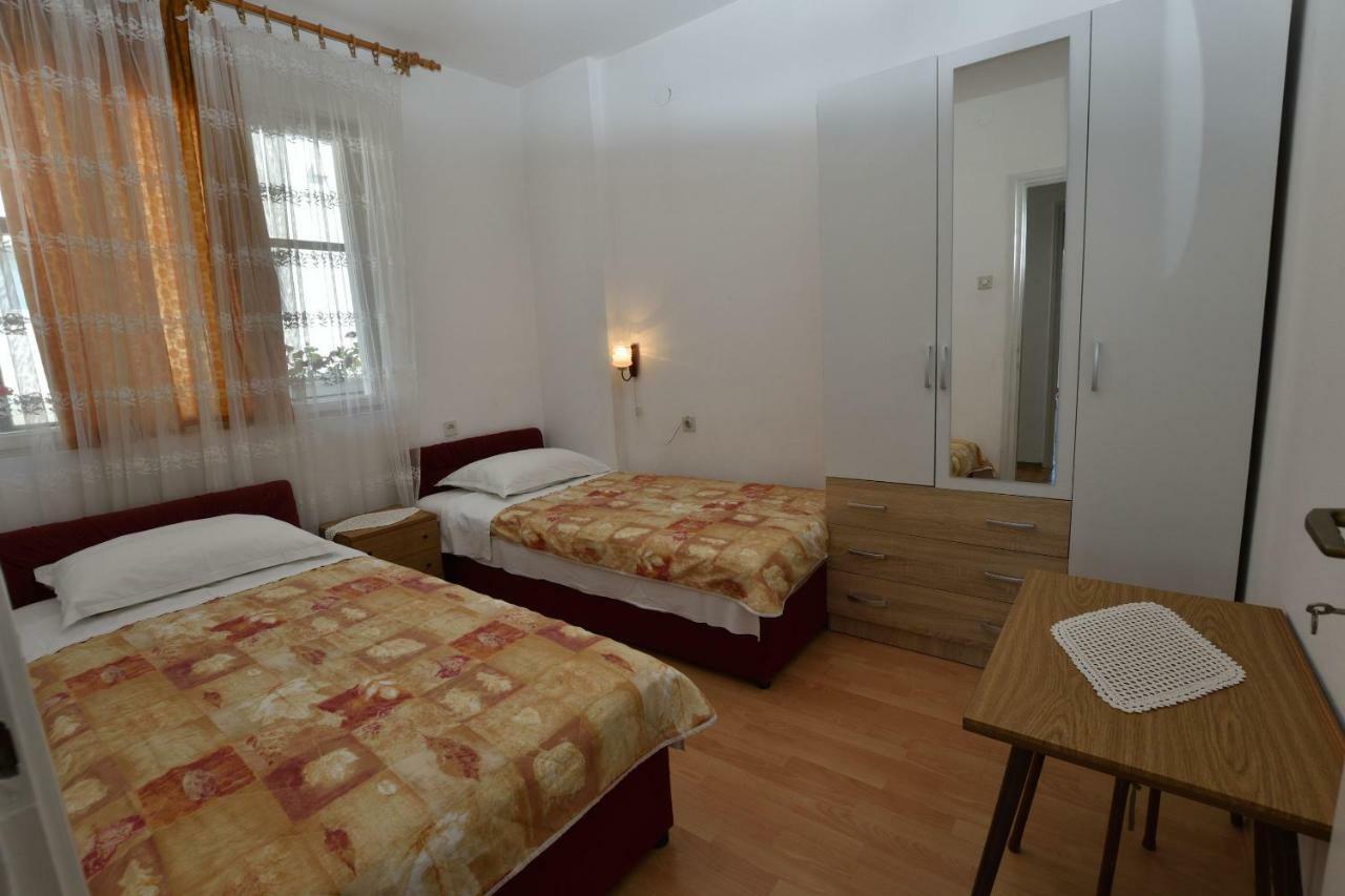Apartment Maria Primošten Esterno foto